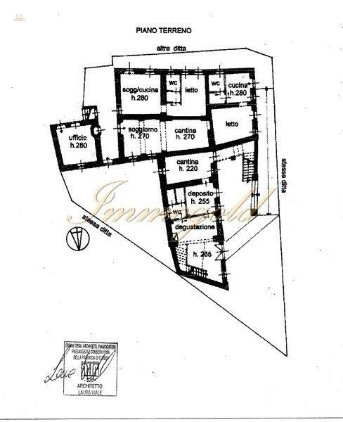 Thumbnail von Producent rolniczy z własnym winnicą, w turystycznie bardzo interesującym regionie winiarskim.