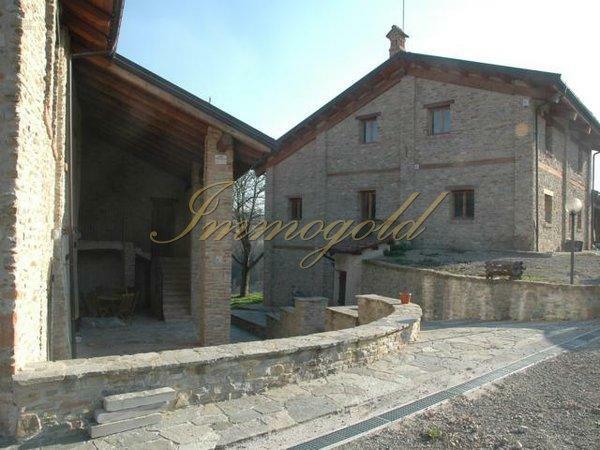 Thumbnail von Producent rolniczy z własnym winnicą, w turystycznie bardzo interesującym regionie winiarskim.