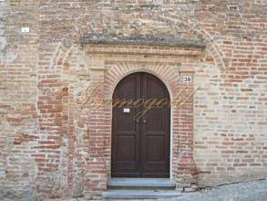 Thumbnail von Residieren im alten Herrenhaus der Grafen Roero… Bei Alba – Roero, ein besonderes Anwesen sucht einen neuen Besitzer.