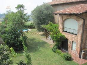 Thumbnail von Residieren im alten Herrenhaus der Grafen Roero… Bei Alba – Roero, ein besonderes Anwesen sucht einen neuen Besitzer.