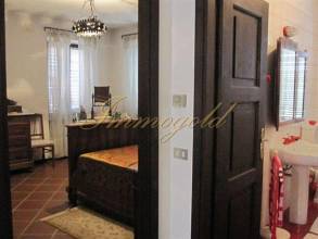 Thumbnail von Residieren im alten Herrenhaus der Grafen Roero… Bei Alba – Roero, ein besonderes Anwesen sucht einen neuen Besitzer.