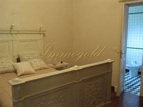 Thumbnail von Elegante, herrschaftliche Villa im residentiellen, repräsentativen Teil der Ortschaft.