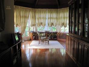 Thumbnail von Elegante, herrschaftliche Villa im residentiellen, repräsentativen Teil der Ortschaft.