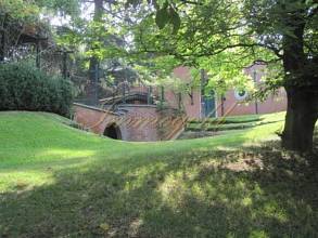 Thumbnail von Elegante, herrschaftliche Villa im residentiellen, repräsentativen Teil der Ortschaft.