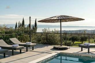 Moderne Villa mit Swimmingpool und Meerblick, Region Split