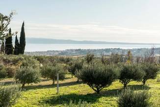 Thumbnail von Moderne Villa mit Swimmingpool und Meerblick, Region Split