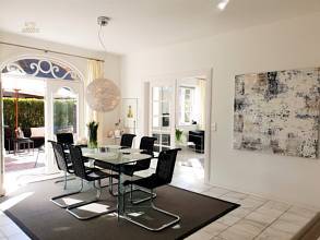 Thumbnail von Traumhaftes Friesenhaus mit Schwimmbad und Sauna  ruhige Lage - 10 Gehminuten zum Strand in Wyk