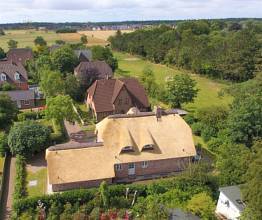 Thumbnail von Traumhaftes Friesenhaus mit Schwimmbad und Sauna  ruhige Lage - 10 Gehminuten zum Strand in Wyk