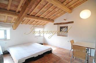 Thumbnail von Immogold hübsches Landhaus in den grünen Hügeln der Marken nahe Senigallia mit sechs Gästewohnungen und Pool