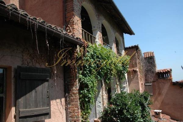 Thumbnail von Herrschaftlich wohnen im alten Palazzo