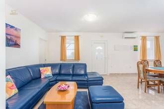 Thumbnail von Region Krk, Insel Krk: Haus mit Swimmingpool