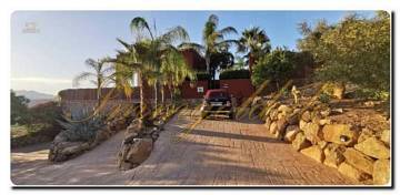 Thumbnail von Licht durchflutete Finca mit Gästehaus, Pool, Pferdestall und Reitplatz