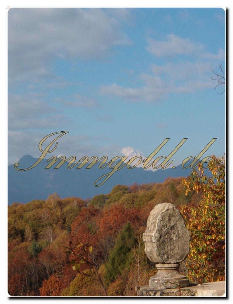 Thumbnail von Landhaus-Villa mit historischen Merkmalen im Herzen des Naturparks von Monte Fenera.