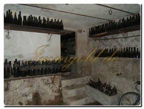 Thumbnail von Landhaus-Villa mit historischen Merkmalen im Herzen des Naturparks von Monte Fenera.