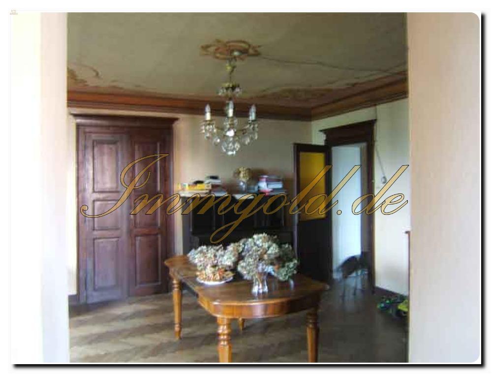 Thumbnail von Landhaus-Villa mit historischen Merkmalen im Herzen des Naturparks von Monte Fenera.