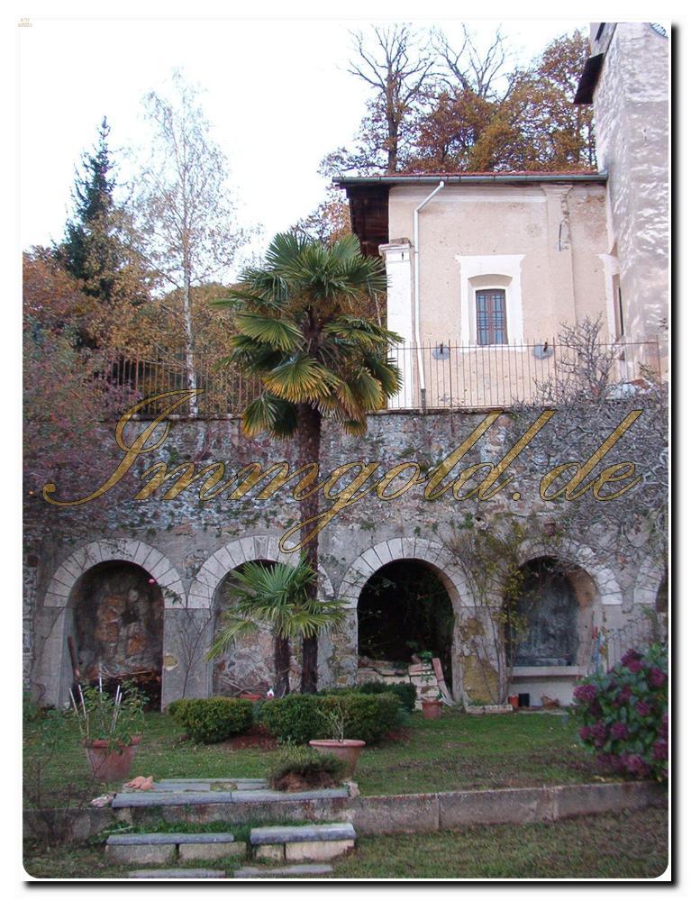 Thumbnail von Landhaus-Villa mit historischen Merkmalen im Herzen des Naturparks von Monte Fenera.