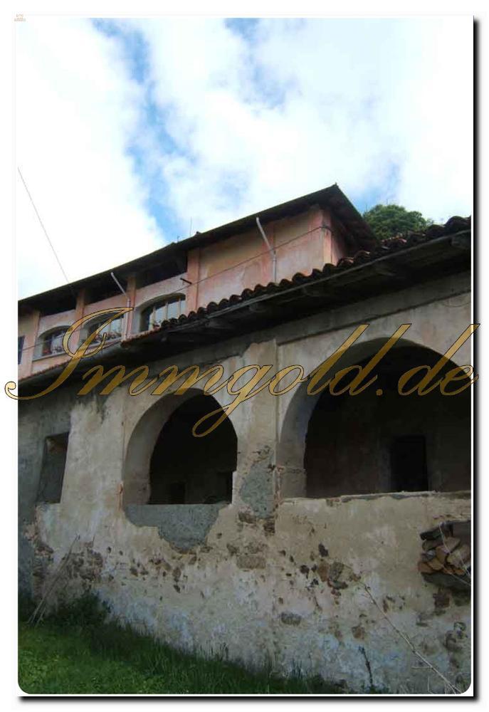 Thumbnail von Landhaus-Villa mit historischen Merkmalen im Herzen des Naturparks von Monte Fenera.