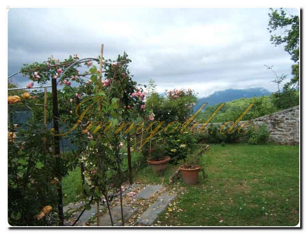 Thumbnail von Landhaus-Villa mit historischen Merkmalen im Herzen des Naturparks von Monte Fenera.