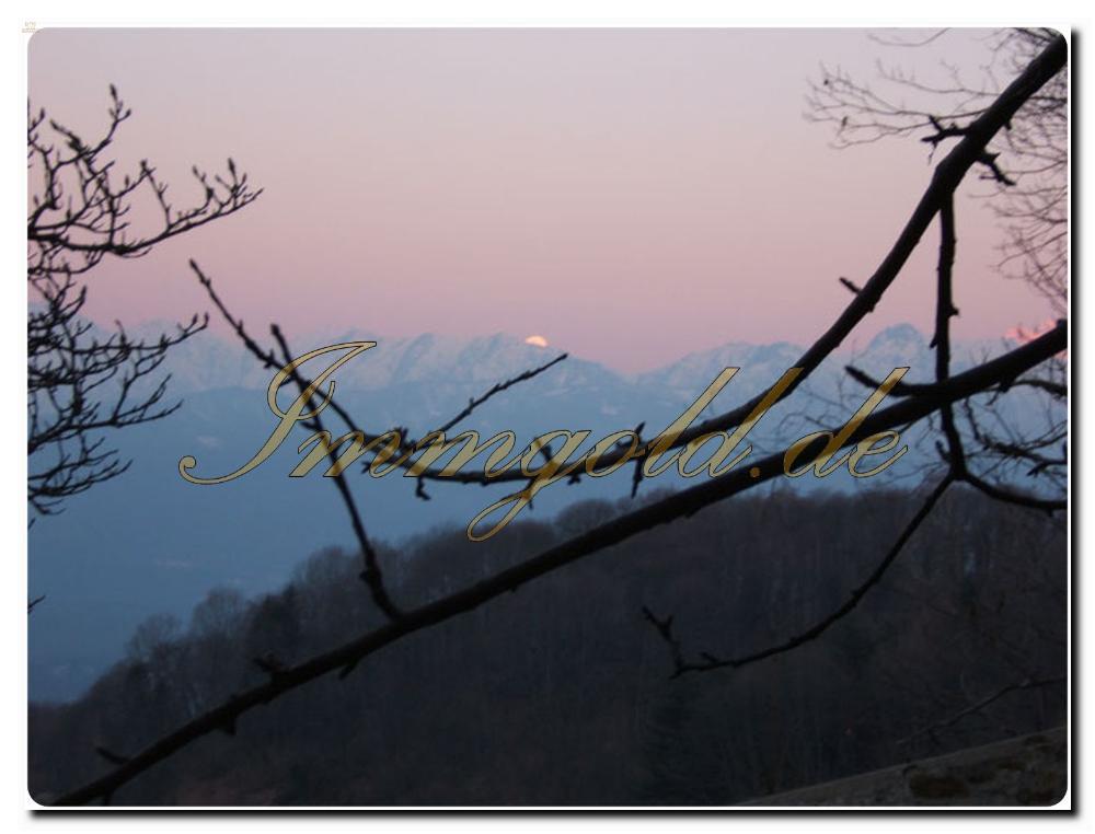 Thumbnail von Landhaus-Villa mit historischen Merkmalen im Herzen des Naturparks von Monte Fenera.