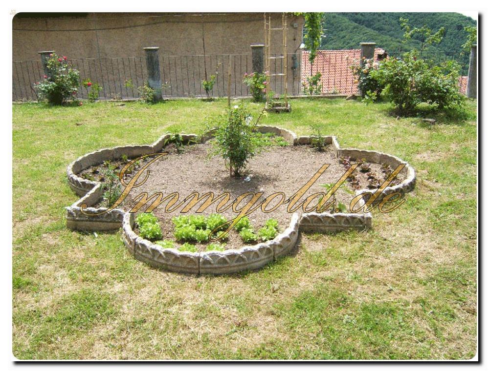 Thumbnail von Landhaus-Villa mit historischen Merkmalen im Herzen des Naturparks von Monte Fenera.