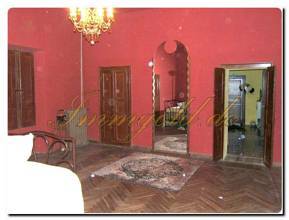 Thumbnail von Landhaus-Villa mit historischen Merkmalen im Herzen des Naturparks von Monte Fenera.