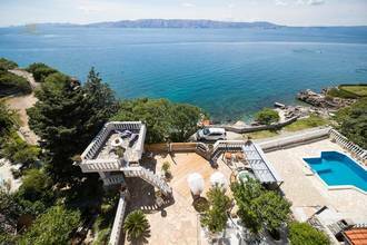 Thumbnail von Villa in der ersten Reihe zum Meer in der Region Novi Vinodolski