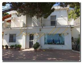 Thumbnail von Immogold Villa am Meer mit Depedancen