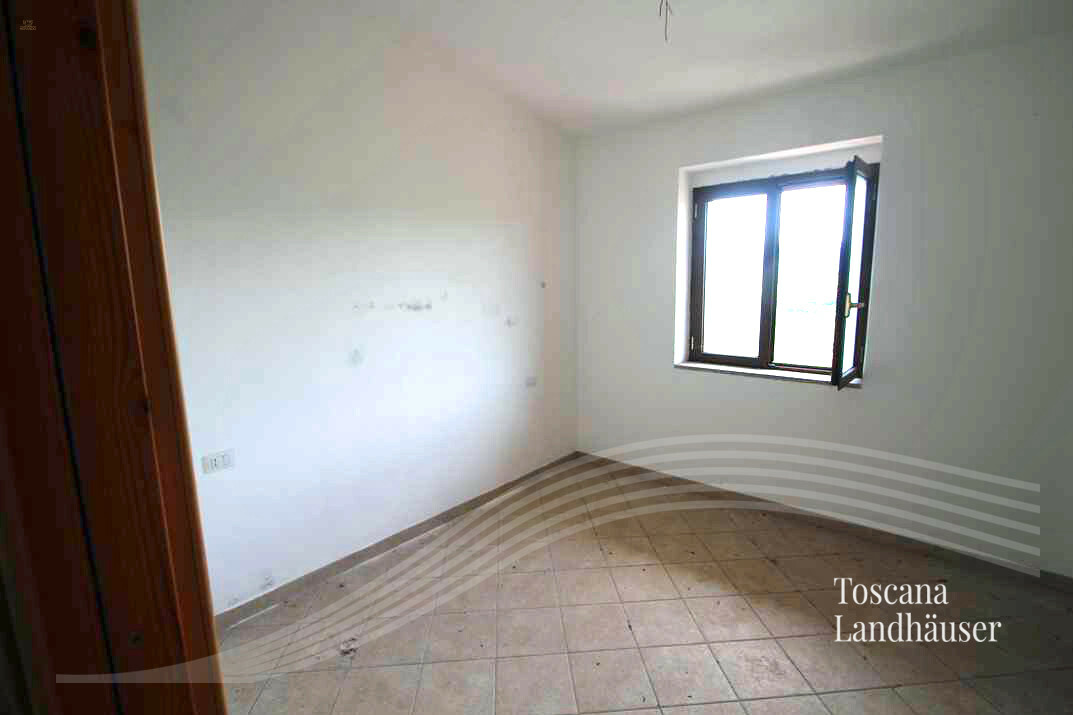 Thumbnail von Neubau mit Meerblick und 3 ha großem Grundstück