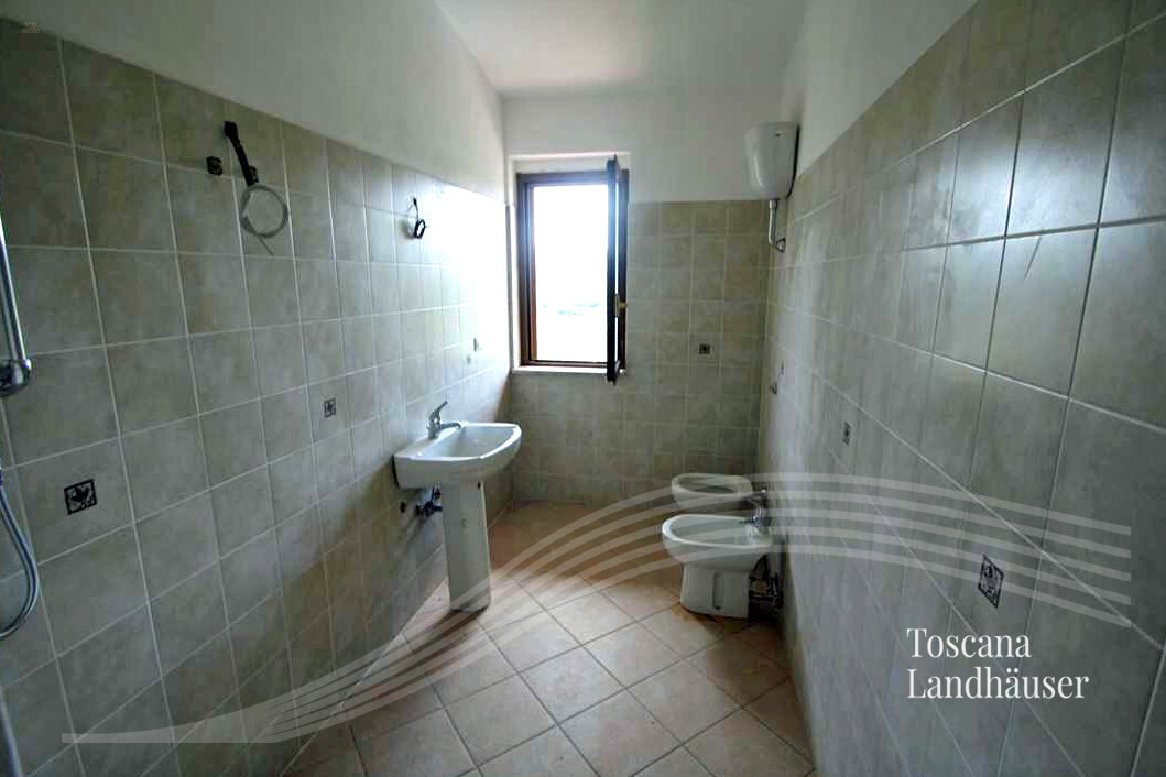 Thumbnail von Neubau mit Meerblick und 3 ha großem Grundstück