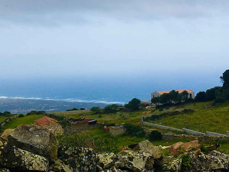 wunderschönes Grundstück mit Rohbau und Meerblick