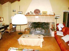 Thumbnail von Reiterhof mit vollrenoviertem Natursteinanwesen im Chianti mit 15 ha Land