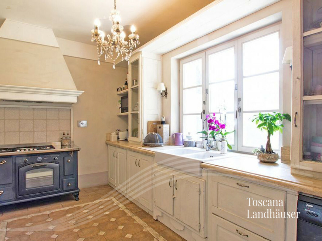 Thumbnail von Schöne Landhausvilla in traumhafter Panoramalage