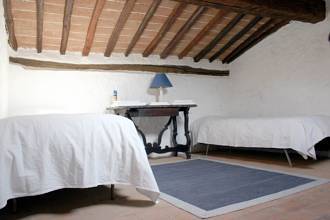 Thumbnail von künstlerisch renoviertes Turmgebäude aus dem Jahr 973 mit 180 m² Wohnfläche und Panoramablick