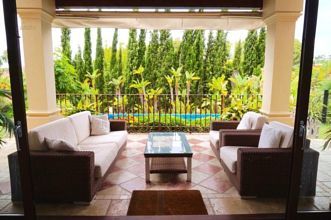 Thumbnail von Luxus-Villa in El Paraiso R2354834