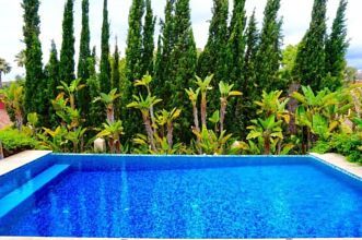 Thumbnail von Luxus-Villa in El Paraiso R2354834