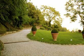 Thumbnail von Elegante Villa aus dem 11 Jhdt. nur wenige Autominuten von Florenz entfernt