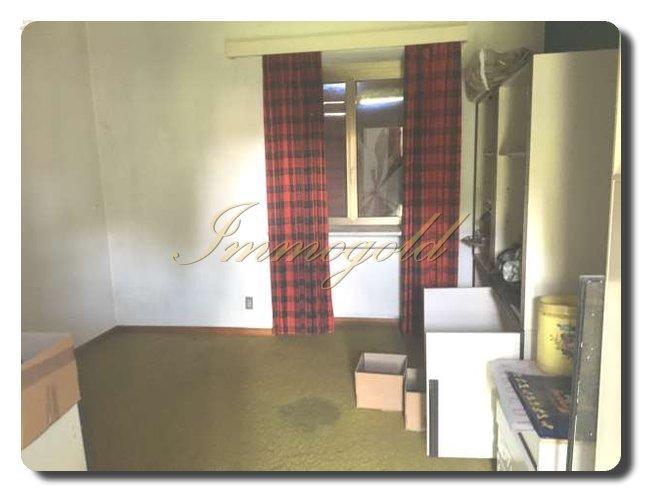 Thumbnail von Immogold IMI 1380 renovierungsbedürftige Villa mit großem Park