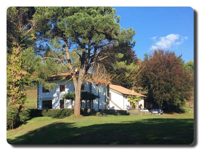 Thumbnail von Immogold IMI 1380 renovierungsbedürftige Villa mit großem Park