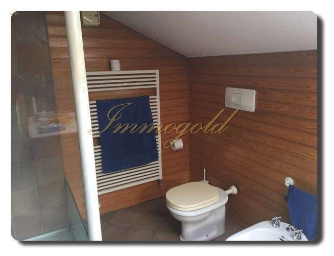 Thumbnail von Immogold IMI 1380 renovierungsbedürftige Villa mit großem Park