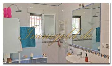 Thumbnail von Immogold Haus mit Pool und schönem Grundstück