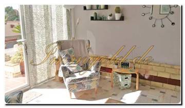 Thumbnail von Immogold Haus mit Pool und schönem Grundstück