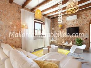 Thumbnail von MODERNES CHALET MIT TYPISCH MALLORQUINISCHEN ELEMENTEN UND LUXERIÖSEM AMBIENTE