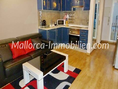 KOKETTES STUDIO MIT GEMEINSCHAFTSTERRASSE