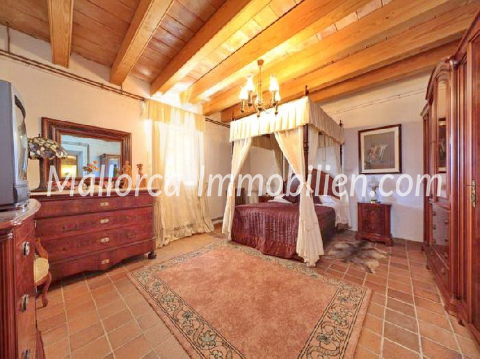 Thumbnail von HERRSCHAFTLICHES FINCA-ANWESEN MIT TRAUMBLICK AUF ALARÒ