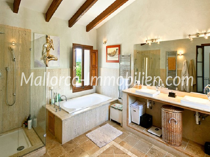 Thumbnail von EXCLUSIVES FINCAANWESEN MIT WUNDERSCHÖNEM GARTEN