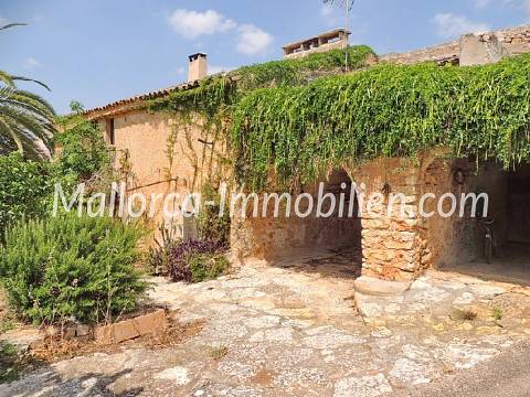 ROMANTISCHES MALLORQUINISCHES FINCA-ANWESEN MIT PANORAMABLICK