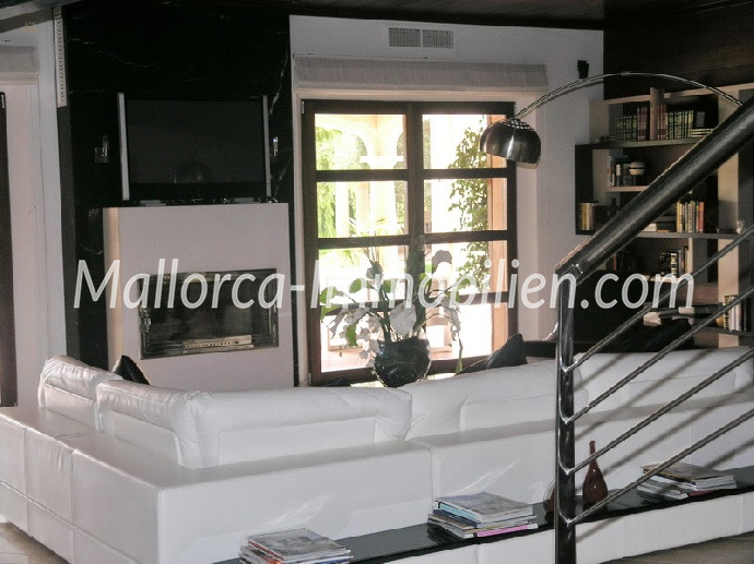 Thumbnail von ZAUBERHAFTES FINCAANWESEN MIT EIGENEM KLEINEN SEE UND POOL