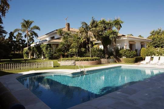 Luxus-Villa in Guadalmina Baja R2857469