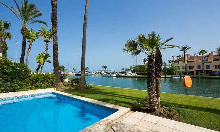 Luxus-Haus in Sotogrande Marina R2855702