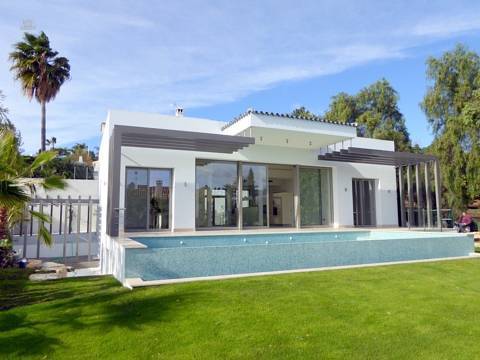 Luxus-Villa in La Quinta R2854418